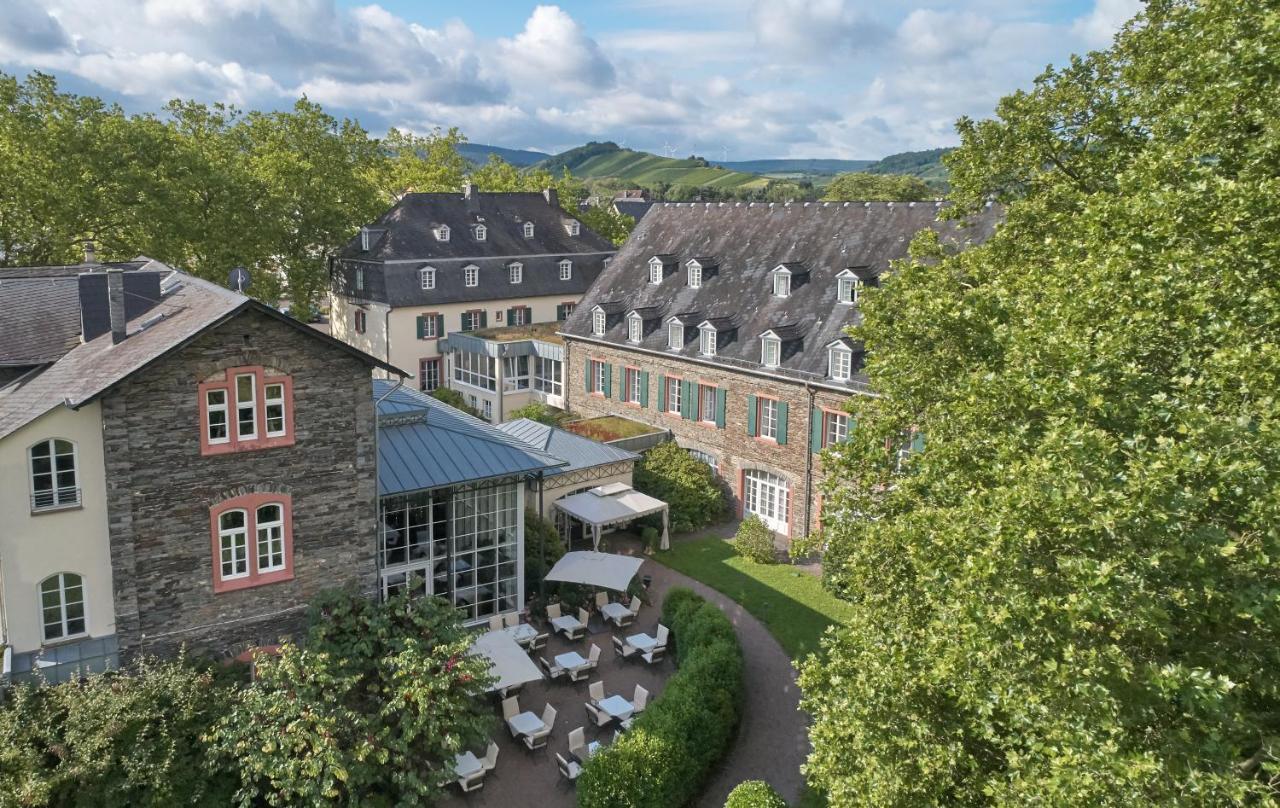 Weinromantikhotel Richtershof Mulheim an der Mosel Exterior photo