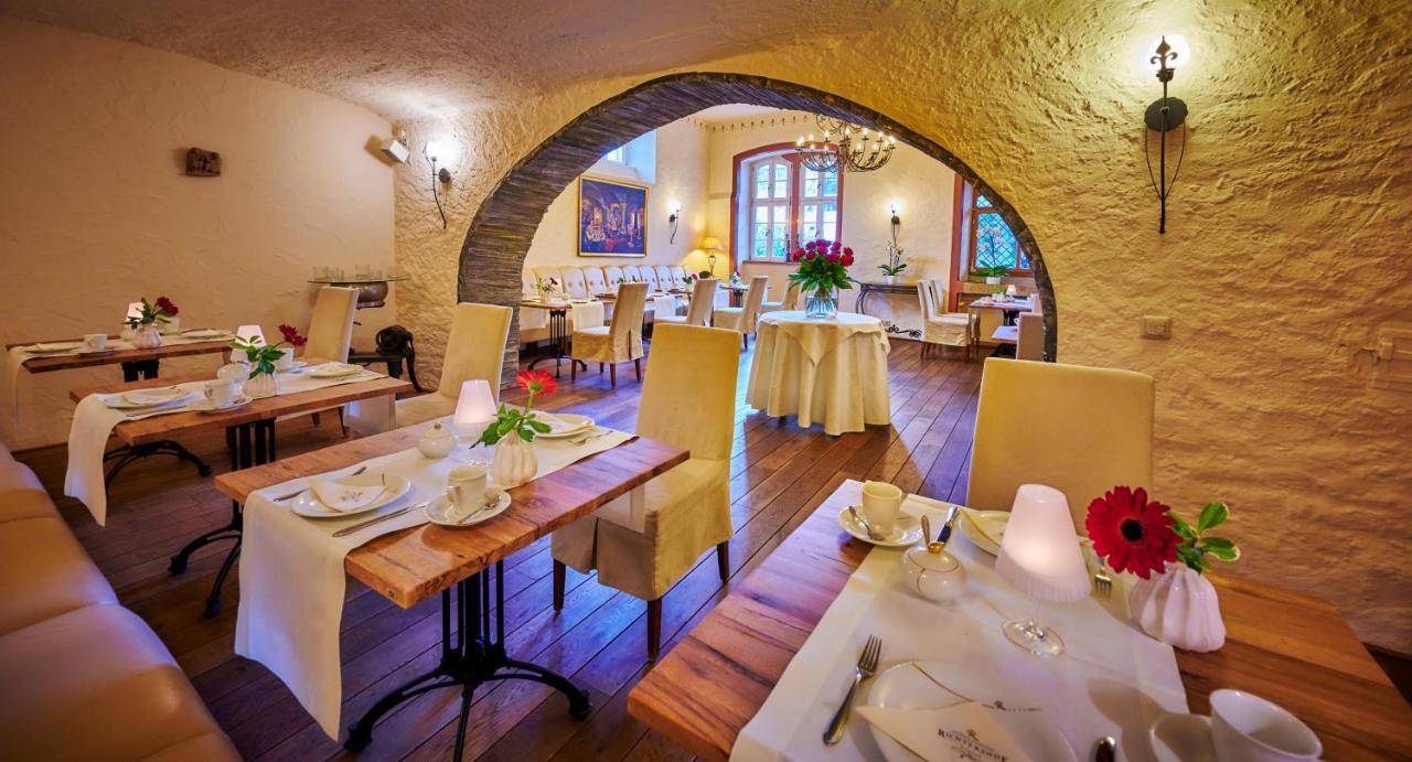 Weinromantikhotel Richtershof Mulheim an der Mosel Exterior photo